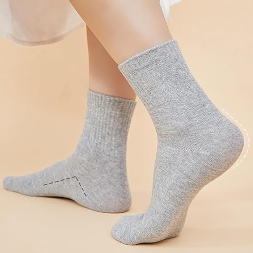 Unisex Disposable Socks - Convenient and Hygienic Single-Use Socks for Travel, Spa, and More - Pack of 1 Pair